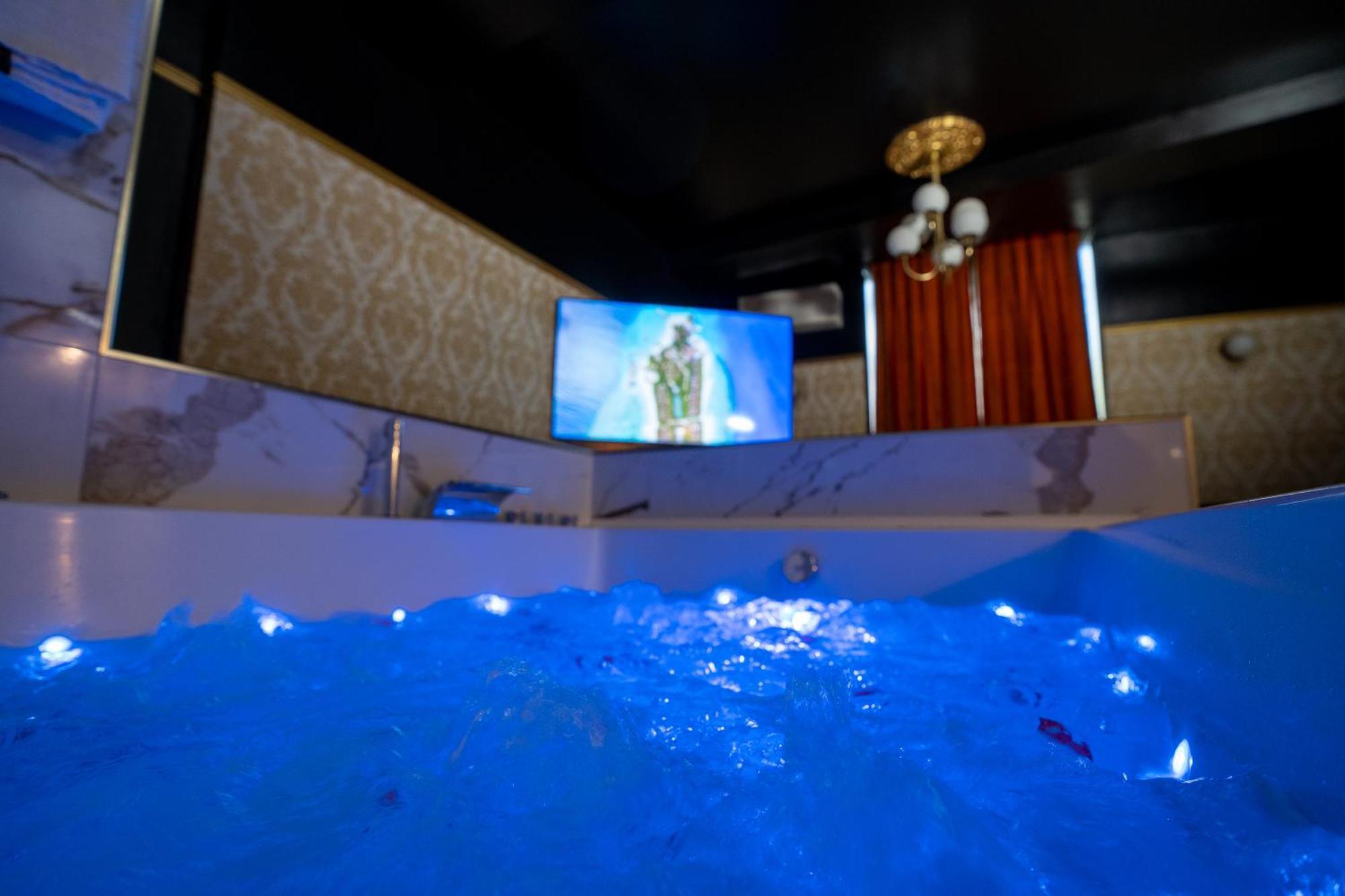 Appartement D'Exception Avec Jacuzzi 索恩河畔自由城 外观 照片