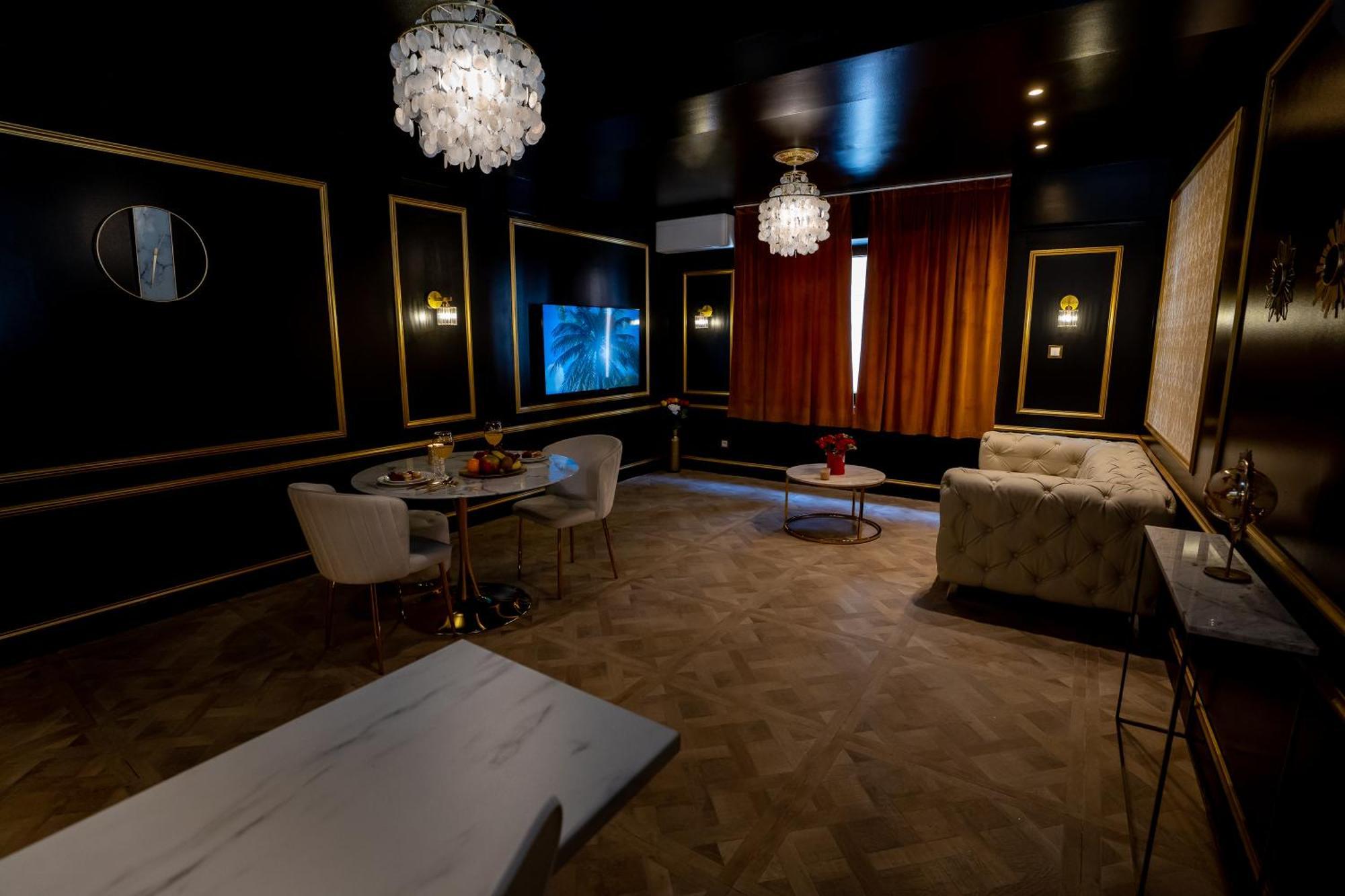 Appartement D'Exception Avec Jacuzzi 索恩河畔自由城 外观 照片