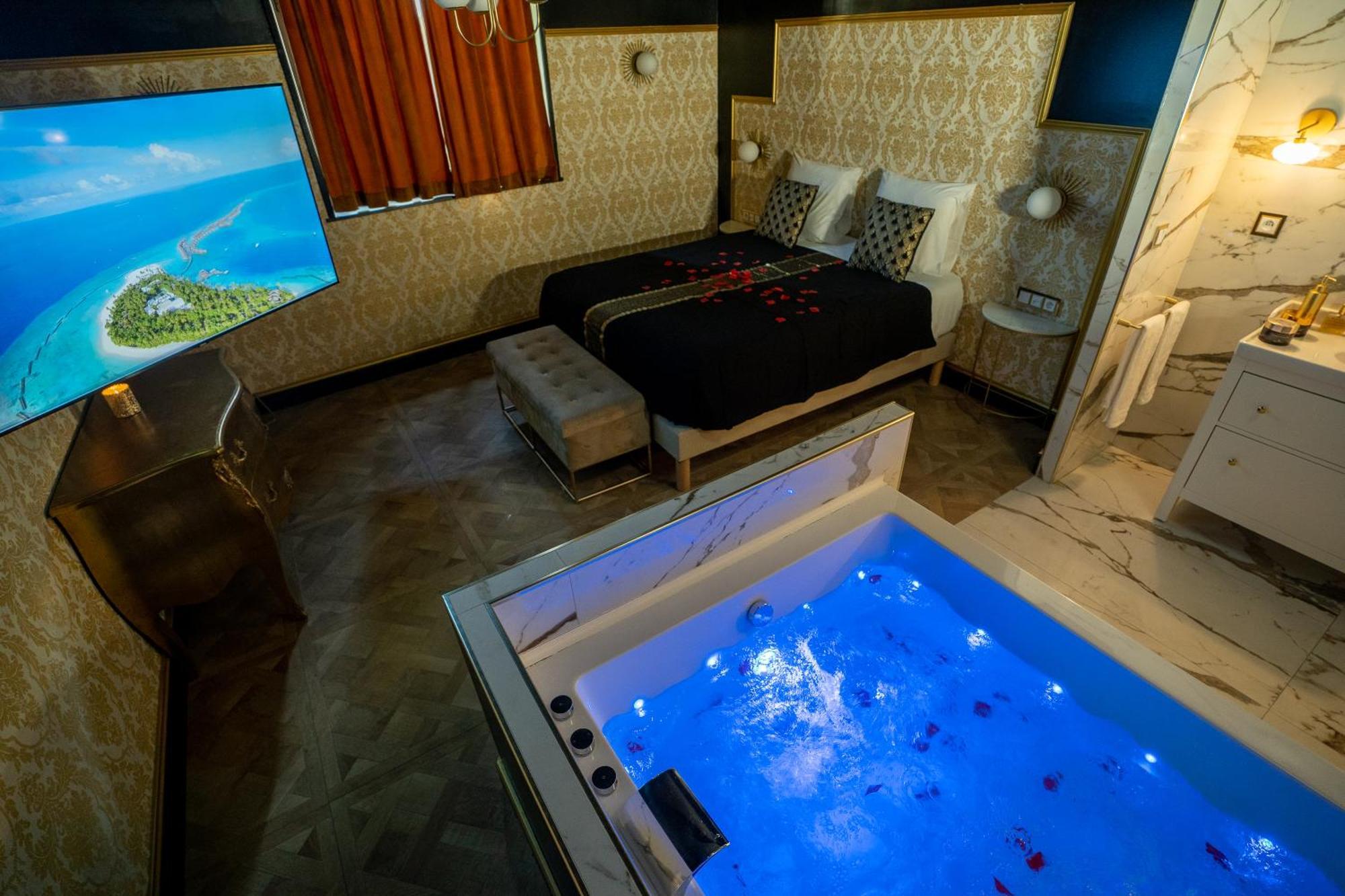 Appartement D'Exception Avec Jacuzzi 索恩河畔自由城 外观 照片